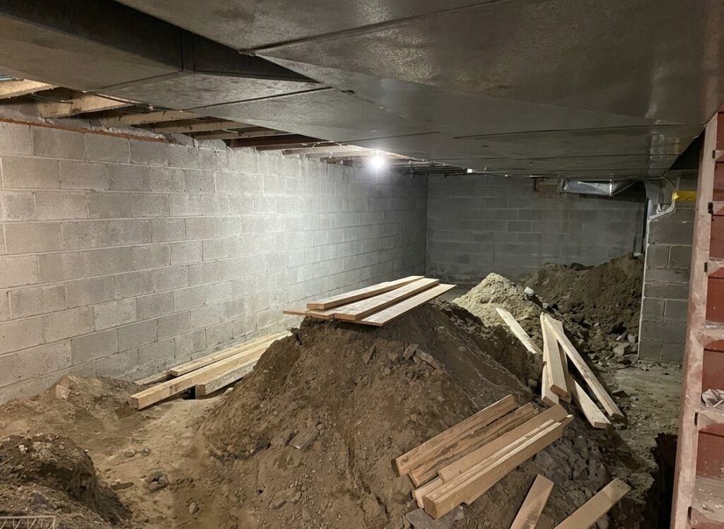 Basement toronto